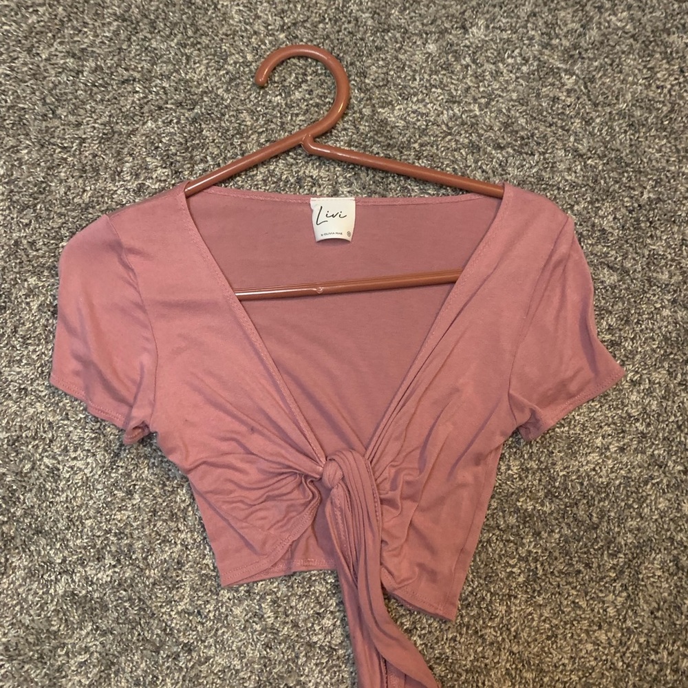 Livi rose pink crop top, ties in front